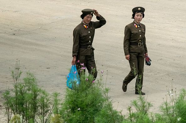 Gwałty, głód i utrata okresu. Uciekinierka z Korei Płn. ujawnia szokujące fakty o służbie w armii