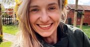 Joanna Koroniewska pokazała córki na plaży. Janina i Helenka pozują w identycznych kostiumach kąpielowych. Jaki słodki widok!