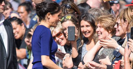 Meghan Markle w prześwitującej spódnicy. Pokazała bieliznę