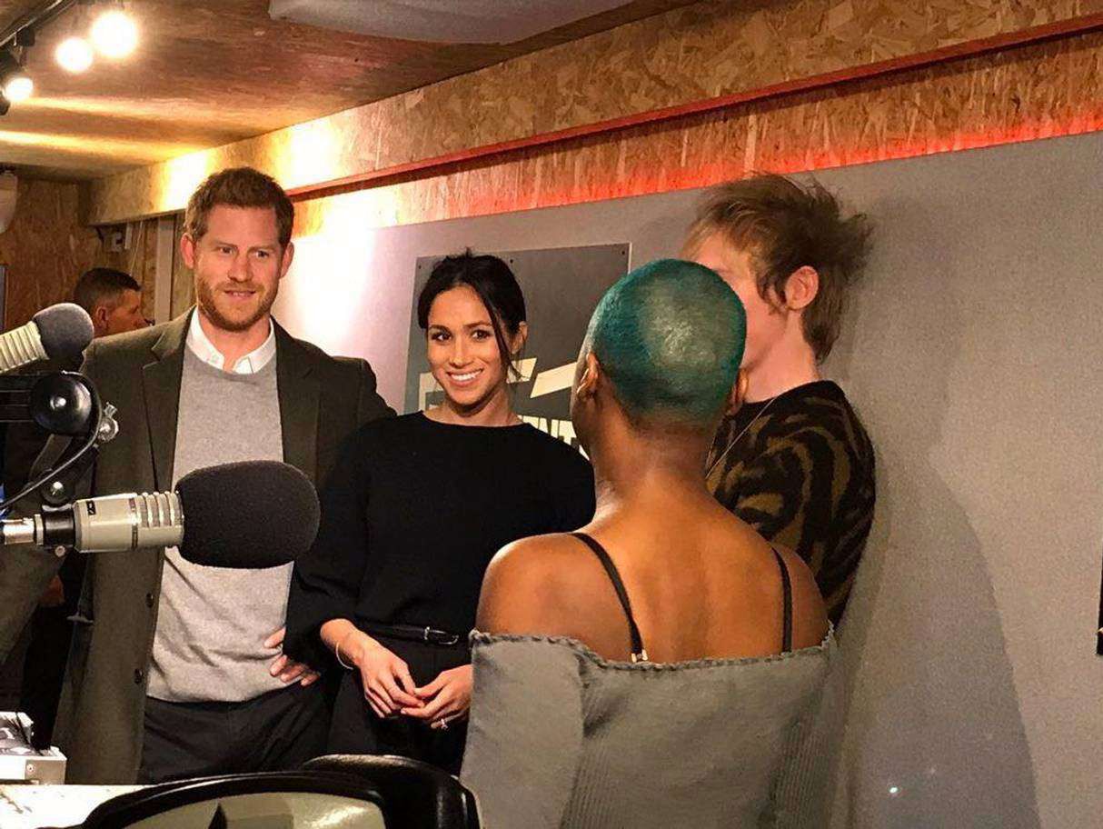 Czarny sweter Meghan Markle wyprzedany w znanej sieciówce