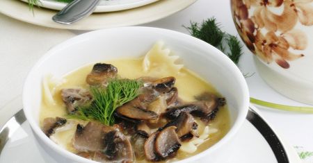 Zupa pieczarkowa na maśle