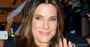 Sandra Bullock została mamą! Pokazała dziecko na okładce gazety