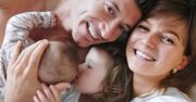 Robert i Ania Lewandowscy z córeczką szaleją na sankach. Radość nie do opisania. "Ale super zdjęcie"