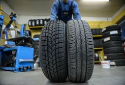 Czas na wymianę opon, ale trzeba czekać w kolejkach