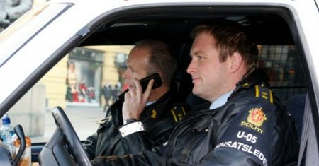 Policjant ukarał mandatem... samego siebie. "Chciałem dać sobie nauczkę"