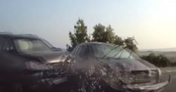 #dziejesiewmoto [394]: oko za oko, motocyklowy stunt i festyn Koenigsegga