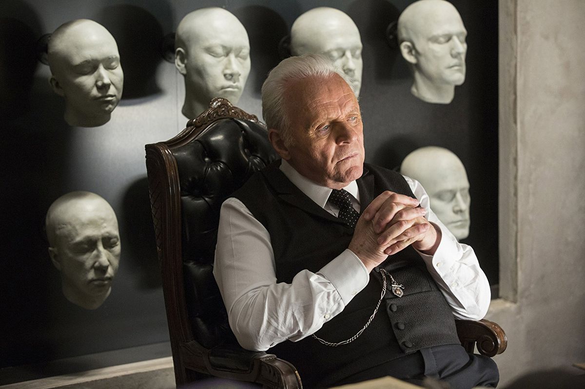 Anthony Hopkins otwarcie o alkoholizmie. Religia pomogła mu zerwać z nałogiem