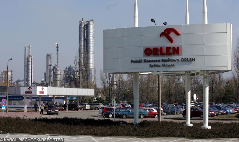 Płomień po awarii w zakładzie produkcyjnym PKN Orlen "sukcesywnie zmniejszany"