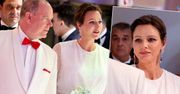 Odmieniona Charlene na balu. Odważna kreacja odsłoniła sporo ciała najsmutniejszej księżnej. I jeszcze ten uśmiech!