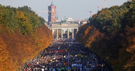 Berlin: Wielotysięczna demonstracja przeciwko rasizmowi