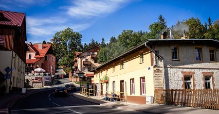 Piekielna Dolina i nordycki kościół. Polacy uwielbiają Karpacz