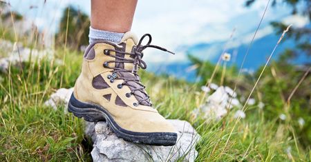 Na trekking i hiking. Skarpetki, które chronią przed otarciami