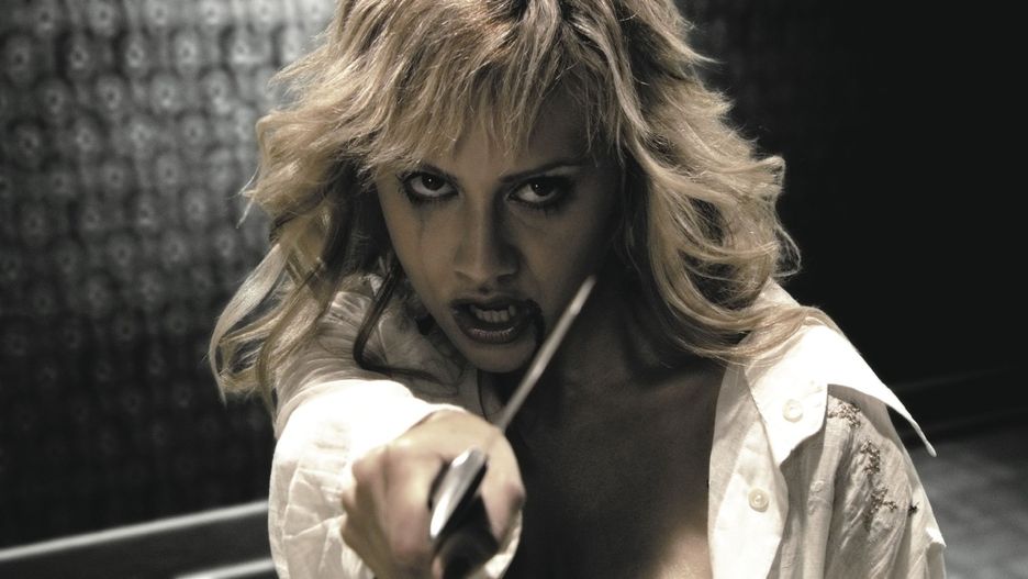 Brittany Murphy w filmie "Sin City: Miasto grzechu" (2005)
