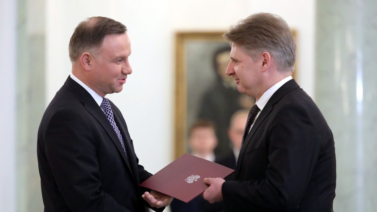 Prezydent wręczył akt powołania w skład RPP Cezaremu Kochalskiemu