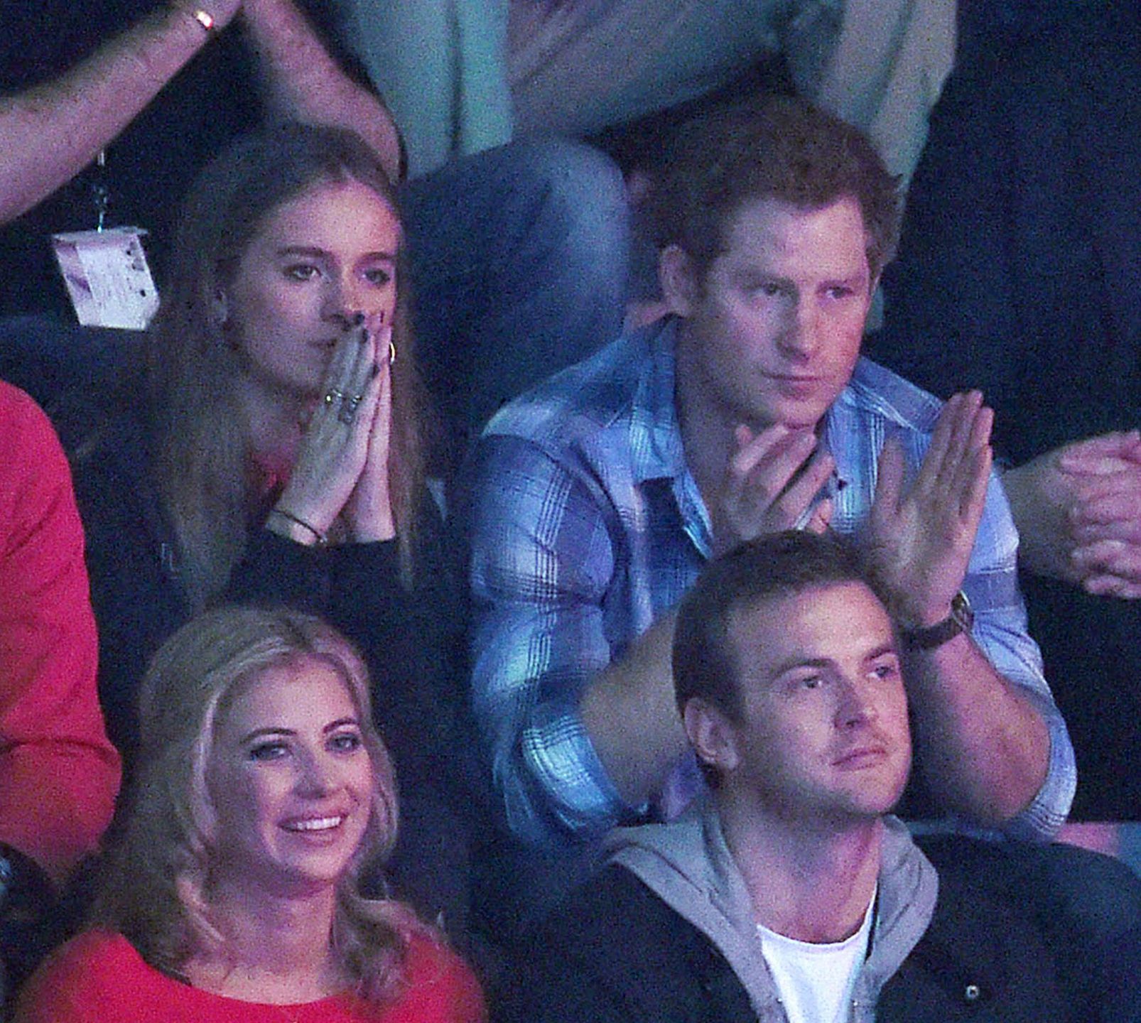 Cressida Bonas i książę Harry na imprezie