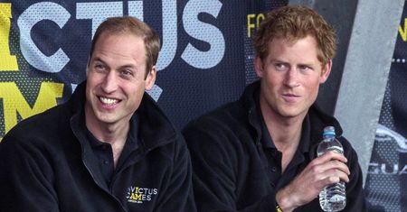 Harry i książę William POGODZILI SIĘ podczas "tajnej rozmowy"! "Była przełomowa"