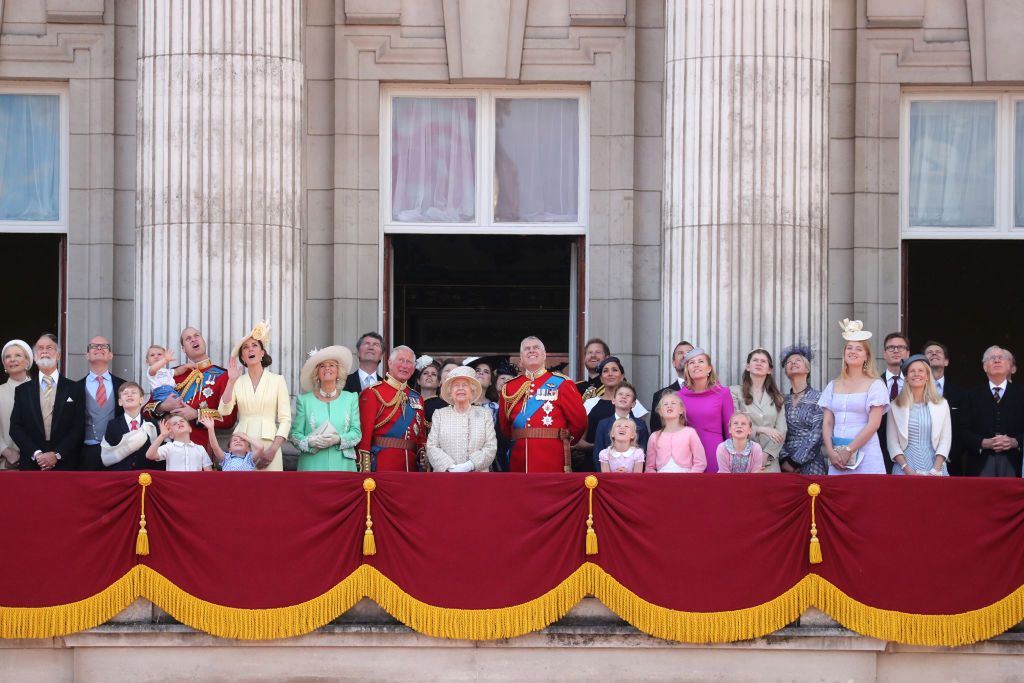 Dwie księżniczki na miejsce Harry'ego i Meghan?