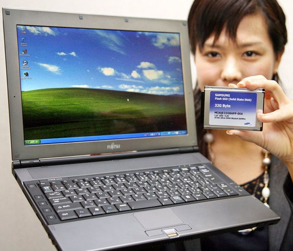 Program wymiany akumulatorów w notebookach Fujitsu z serii AMILO P