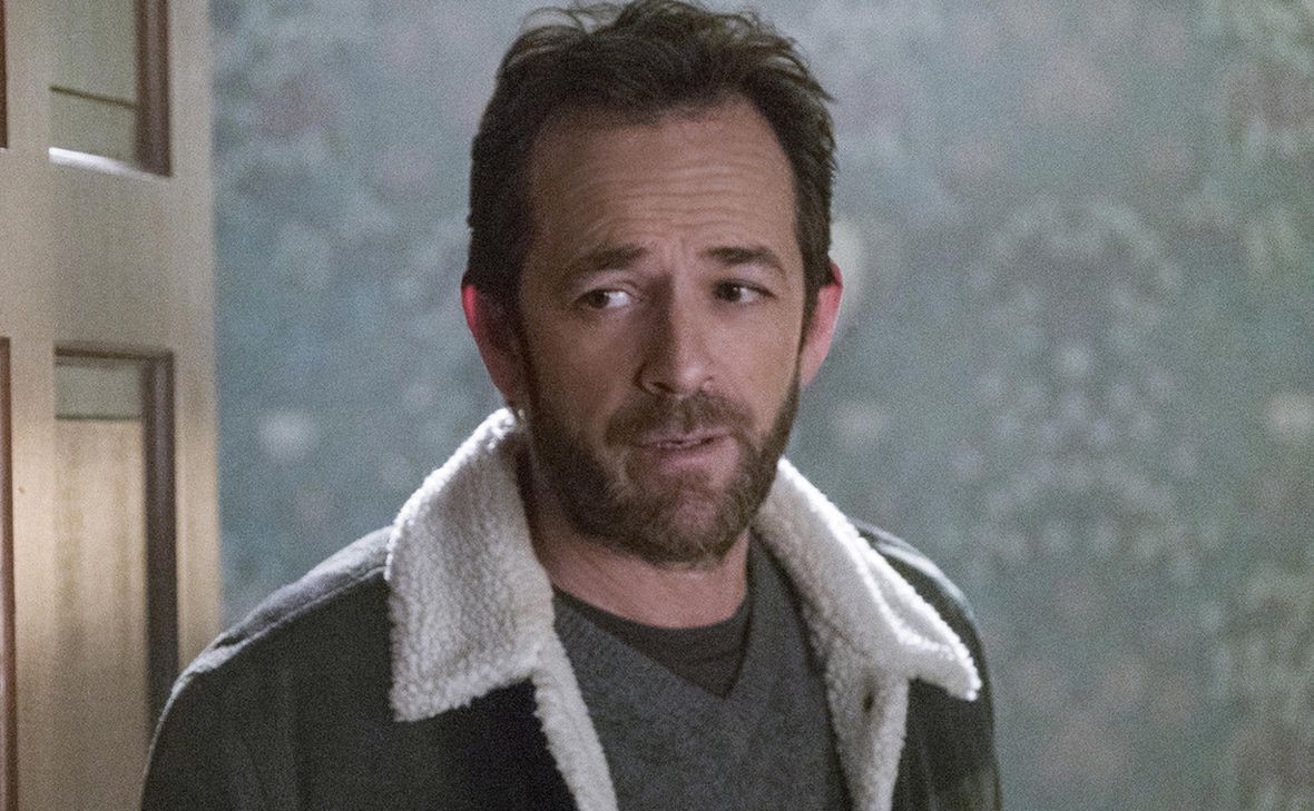Luke Perry zagrał w serialu "Riverdale" ojca głównego bohatera