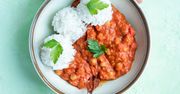 Curry z ciecierzycą, pomidorami i pieczoną papryką. Rozgrzewa i syci