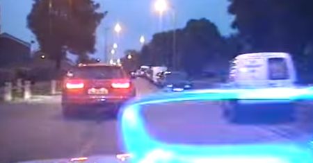 Brytyjska policja się nie patyczkuje. Imponujący pościg za audi