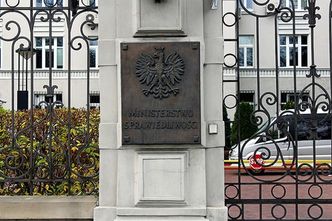 Ministerstwo sprawiedliwości walczy z przestępczością promując małżeństwa