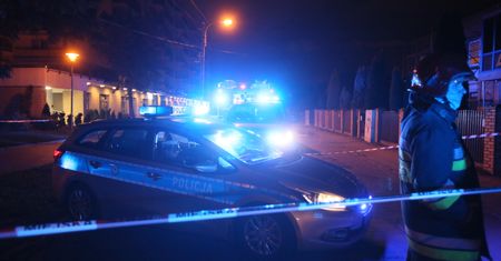 Eksplozja w bloku w Ursusie. Koniec akcji pirotechników