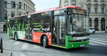 Ursus zbuduje autobus na wodór i walczy o wojskowy kontrakt