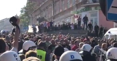 Awantury na marszu równości. W ruch poszły armatki wodne