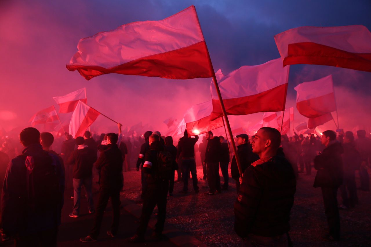Sondaż. Polacy nie chcą iść w marszu razem z narodowcami