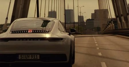 Warszawa w reklamie Porsche. Takiej stolicy jeszcze nie widzieliście