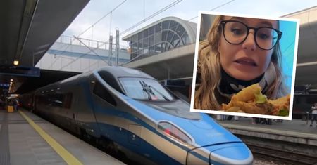 Zamówiła burgera w pociągu. Pokazała wszystkim, co znalazła w środku