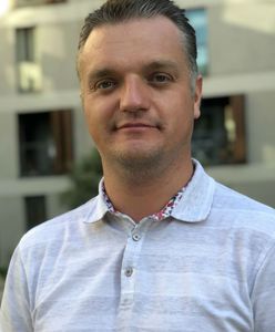 Zablokował ustawę napisaną pod Kaczyńskiego. Ma miliony i poparcie z Torunia