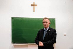 Szczerski o "Czarnym proteście". "Jedni walczą o rozszerzenie prawa do życia, inni do zabijania"