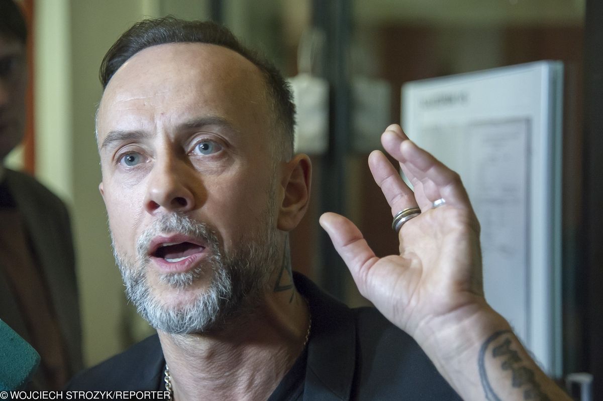 Nergal pokazał dziwne zdjęcie od dentysty. "Tryb głębokiego gardła"