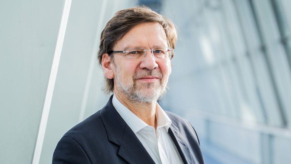 Jacek Santorski przyznaje, że branża szybko się zdigitalizowała.  - Do niedawna trudno było sobie wyobrazić sesję psychoterapeutyczną online - mówi.