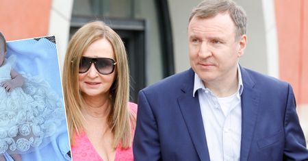 Córka Jacka Kurskiego przyjęła chrzest. Mamy zdjęcia z uroczystości. Anna Klara Teodora wyglądała jak księżniczka
