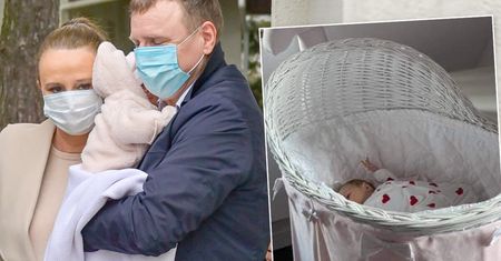 Tak wygląda pokój córki Jacka Kurskiego. Anna Klara ma żywego pluszaka. To kot prezesa!