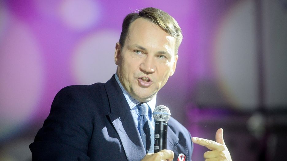Radosław Sikorski uważa, że w PE potrzeba osób, które szanują Unię Europejską