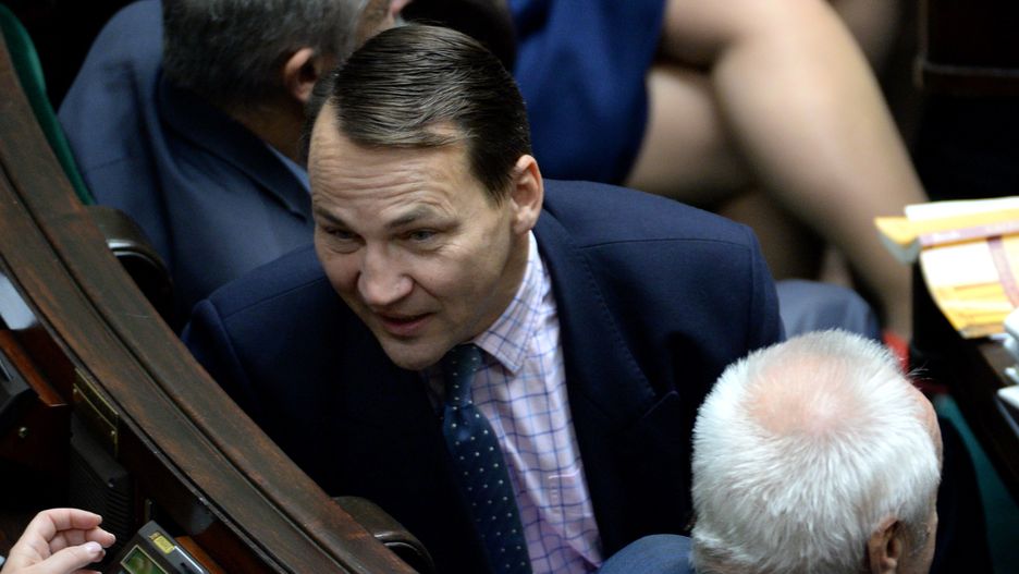 Radosław Sikorski nazwał działania obecnej ekipy rządzącej "taktyką bobasa"
