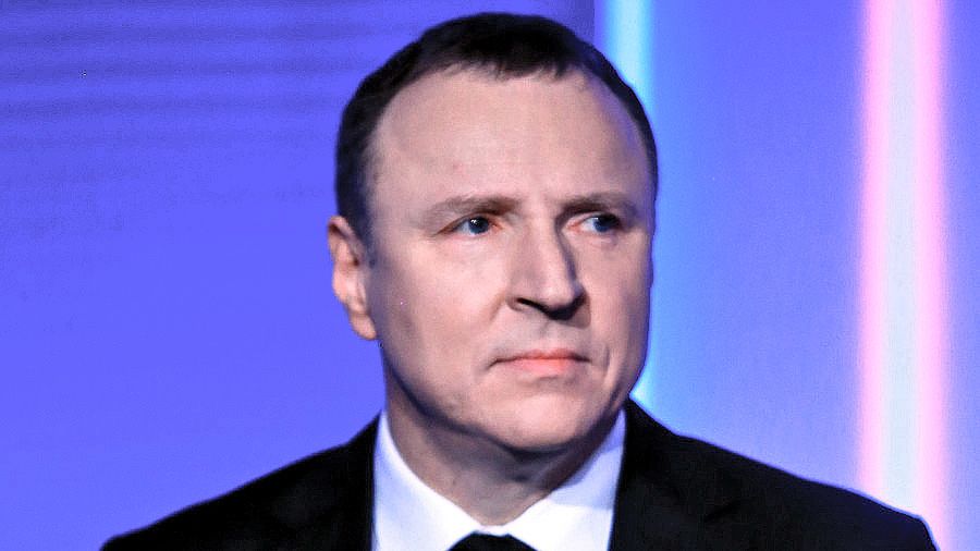 Jacek Kurski niezłomnie wspiera PIS w projekcie przebudowy narodowo-historycznej tożsamości Polaków