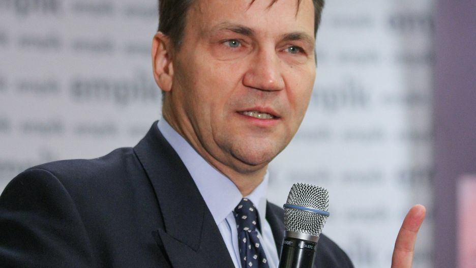Sikorskiego z kolei skrytykowała część publicystów