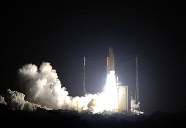 Rakieta Ariane wyniosła na orbitę satelity dla Indii i Europy