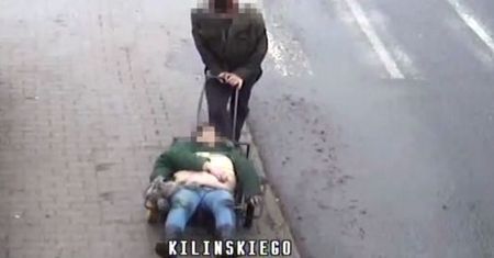 "W piciu trzeba zachować umiar". Nietypowa interwencja straży miejskiej