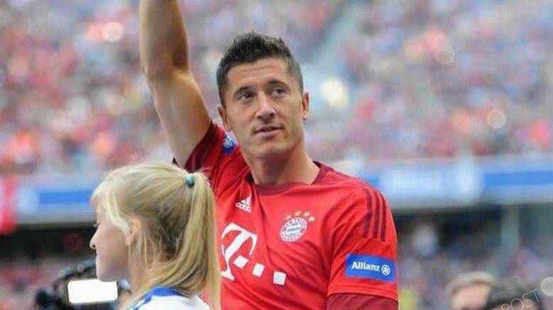 Robert Lewandowski w Chinach, fot. Facebook