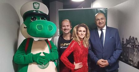 Sławomir oko w oko z krokodylem. Kampania dot. bezpieczeństwa w ruchu drogowym