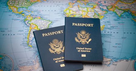 Passport Index 2017: "Najlepsze" paszporty świata. Polska w pierwszej dziesiątce