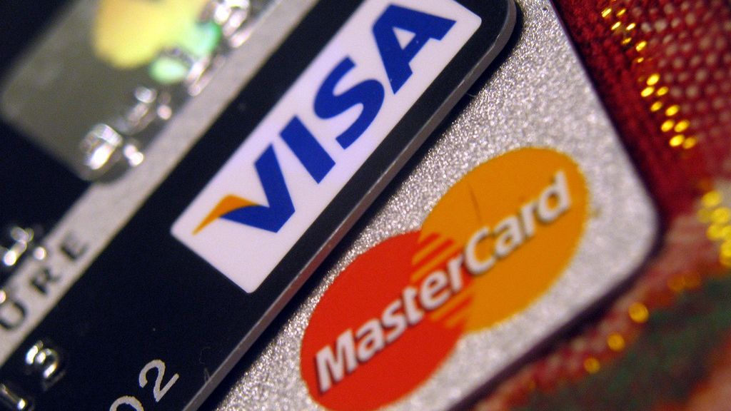 Visa i Mastercard zwiększają maksymalną kwotę transakcji zbliżeniowych. 