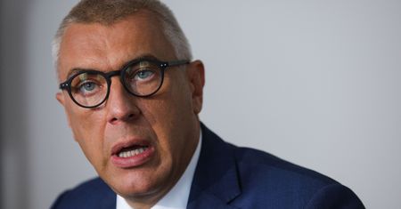 "Wyjątkowo podła wypowiedź". Roman Giertych odpowiada Adamowi Bielanowi