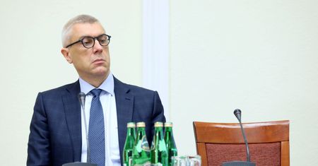 Marian Banaś ma kłopoty. Giertych: "niech się pan nie martwi"